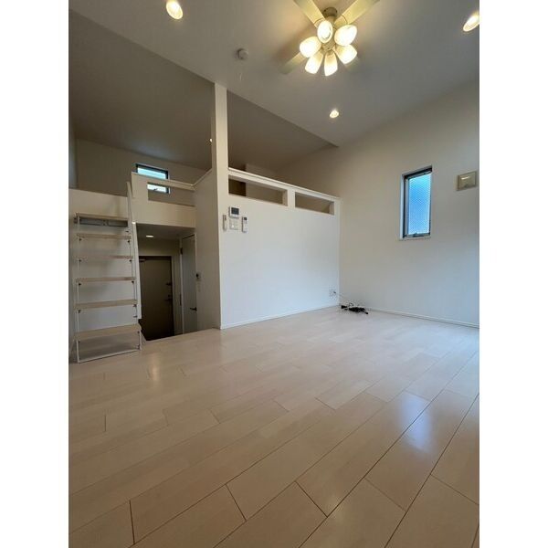 cozy palace 室内写真1