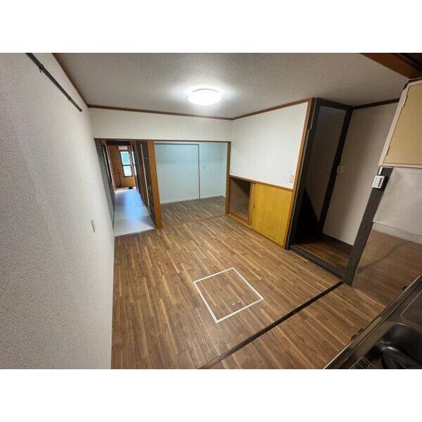 豊橋市関屋町戸建 室内写真1