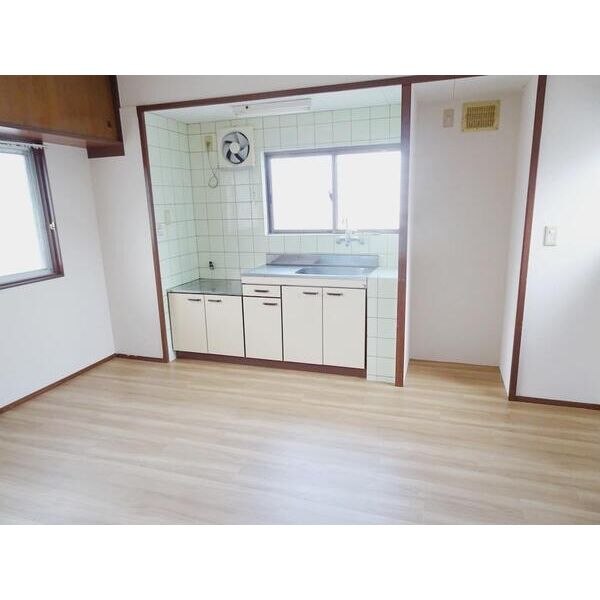 姫路市田寺2丁目2番2号の戸建 室内写真2