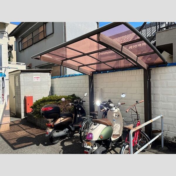 レオパレス千亀利 室内写真4