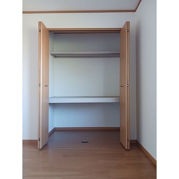 スカイパークA 室内写真6