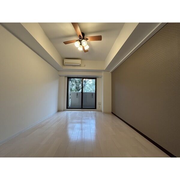 Luxe新大阪SOUTH 室内写真1
