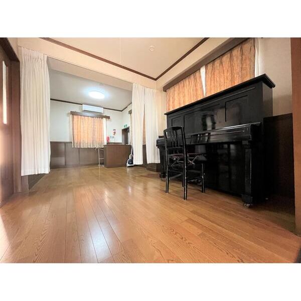 八尾市南本町2丁目戸建 室内写真2
