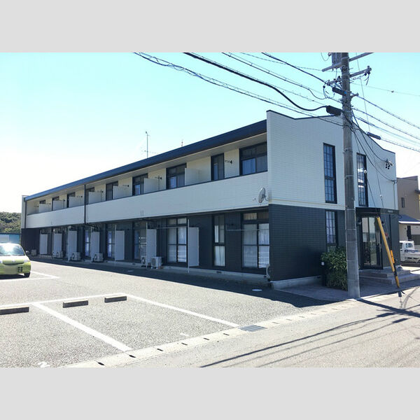 レオパレスサンヒルズ 建物画像