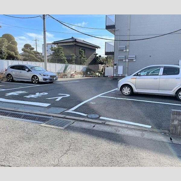 レオパレスチェリーハウス 室内写真3