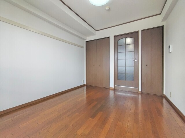 ベルビューレ江坂弐番館 室内写真3