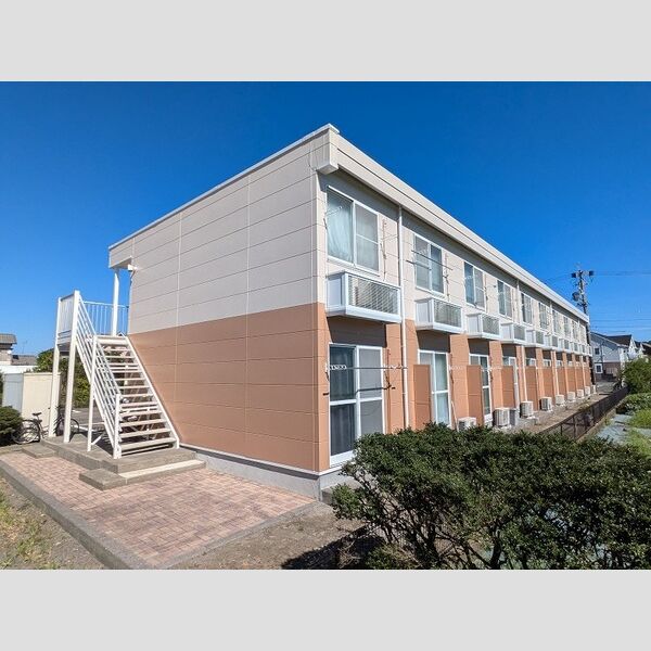 レオパレスシーサイドグレイス 建物画像