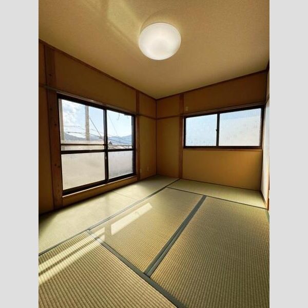 鴬が丘戸建 室内写真1