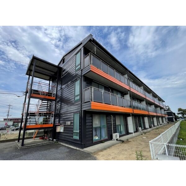 サンヴィレッジシラハタⅡ 建物画像