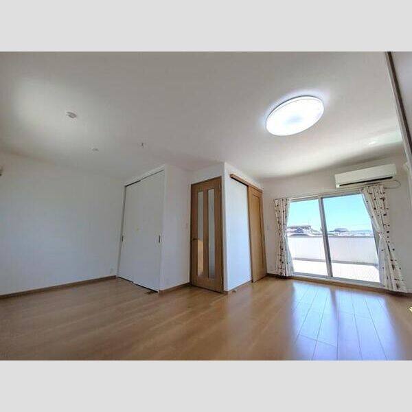 明治本町戸建 室内写真6