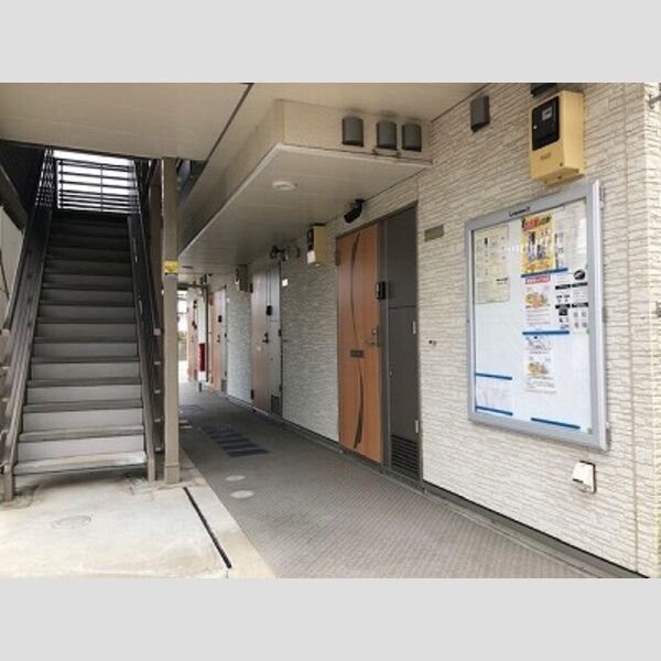 クレイノファミーユS 室内写真3