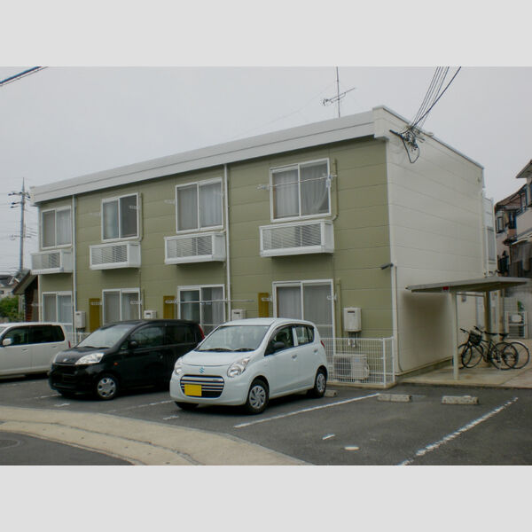 レオパレスコスミック 建物画像