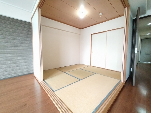 ローズシャトー上山手 室内写真9