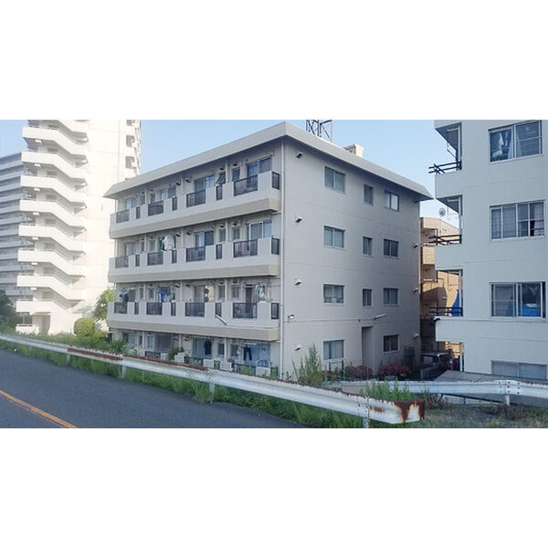 リアライズ東三国