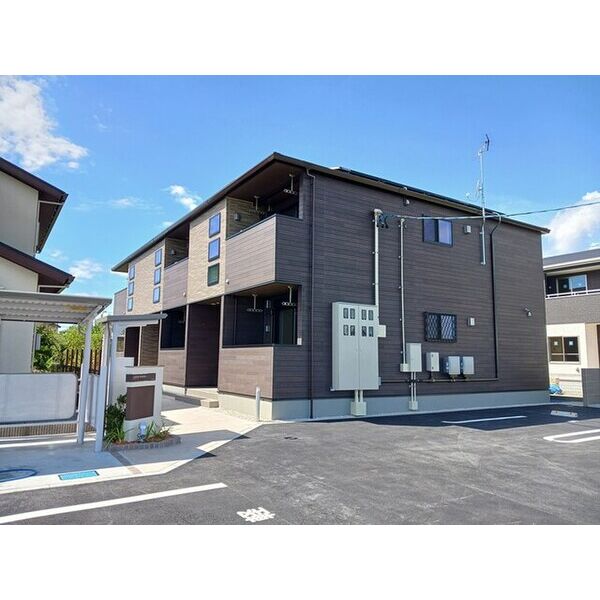 カルム メゾン 建物画像