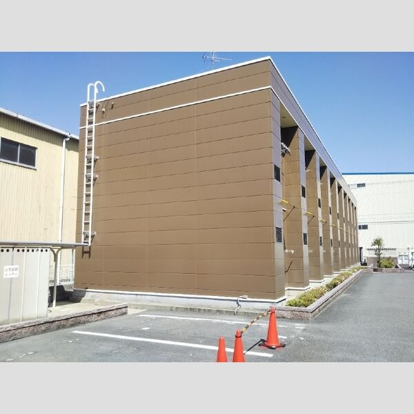レオパレスBonheurⅡ 建物画像