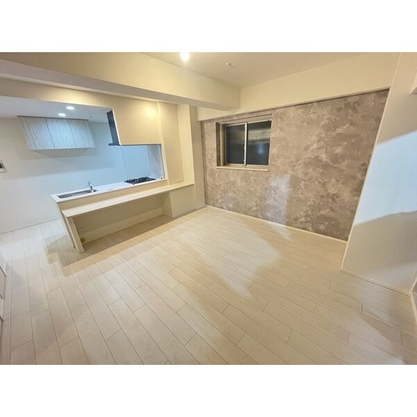 スプランディッド上本町WEST 室内写真1