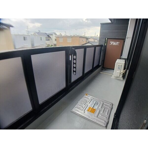 メゾンルミネ若松 室内写真6