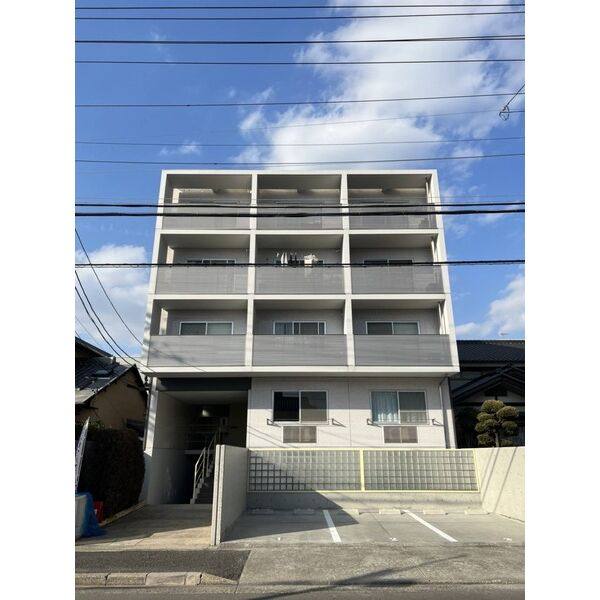 FULL HOUSE 建物画像