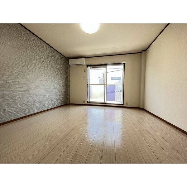 Surplus　One曙 室内写真1