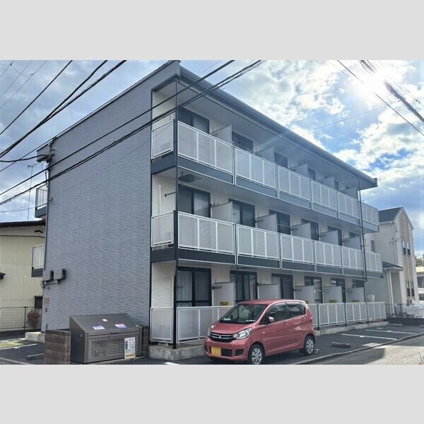 レオパレスKosmos 建物画像