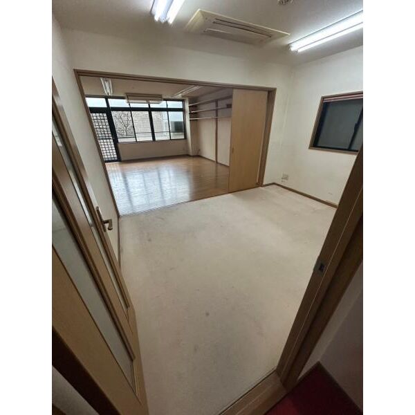 ラレーヴ京都大宮堀川通 室内写真3