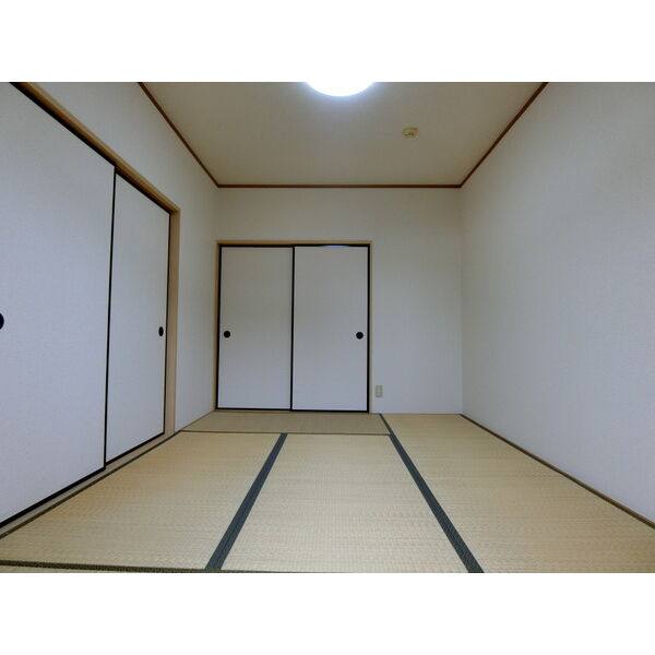 クラスレス八田 室内写真4