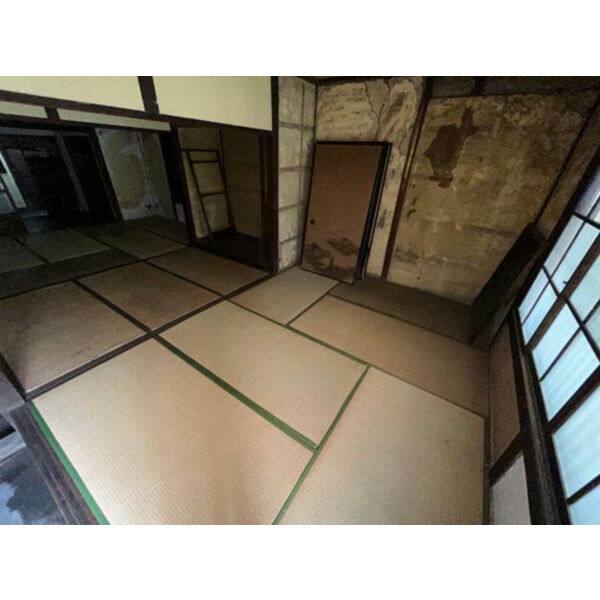 須ヶ口山内借家　角 室内写真3
