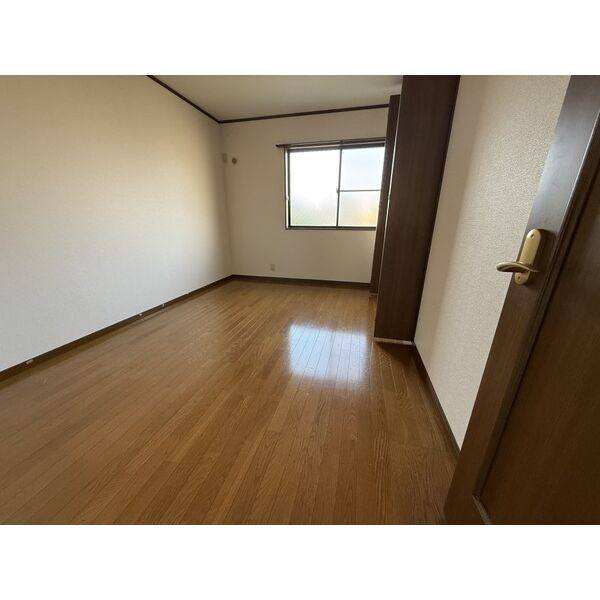 プルミエールうめ苑 室内写真6