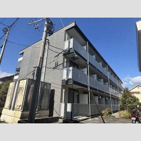 レオパレス空とぶジュウタン 建物画像