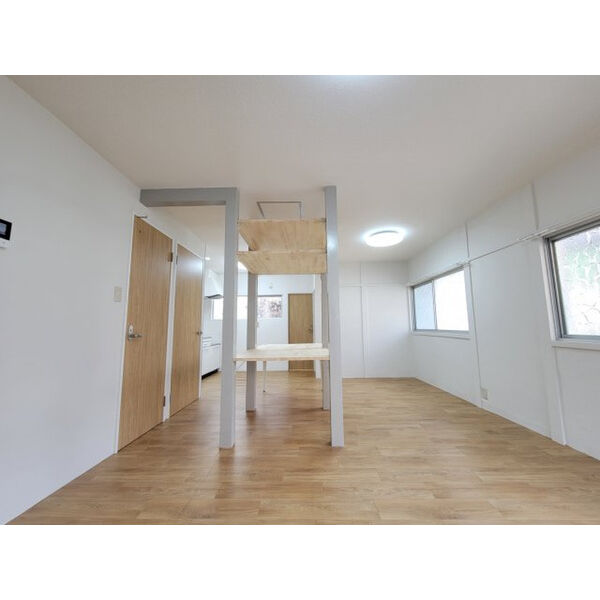 朝霧南町4丁目戸建 室内写真1