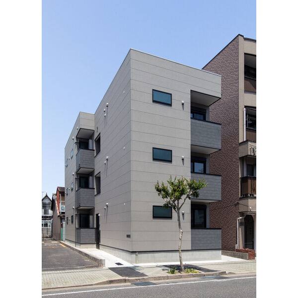 クラージュ中村日赤 建物画像