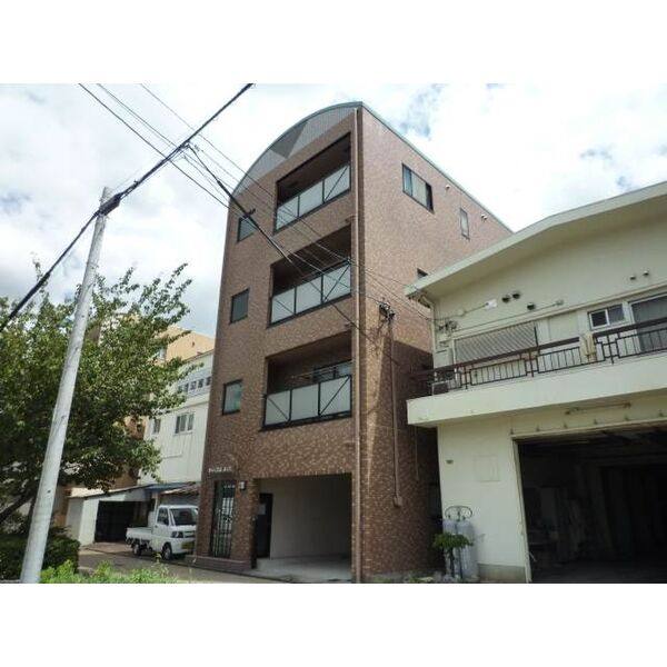キャッスルM&K 建物画像