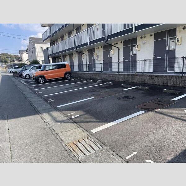 レオパレスMANATO 室内写真3