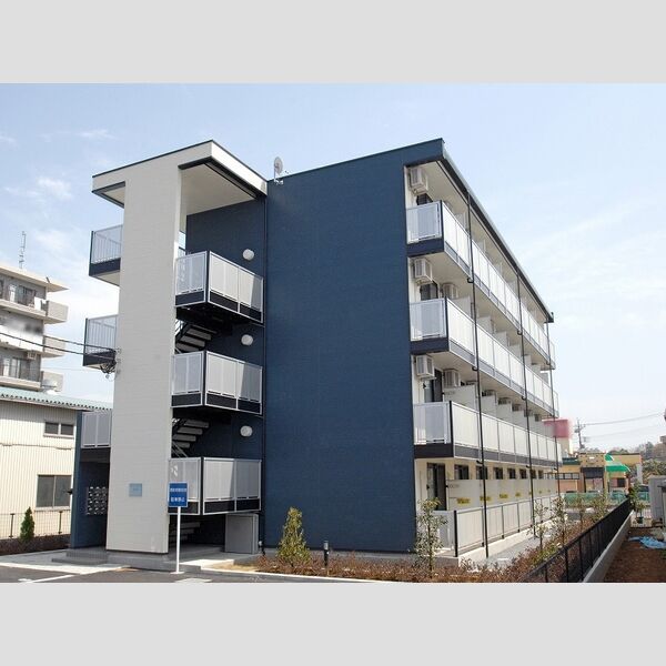 レオパレスフルート 建物画像