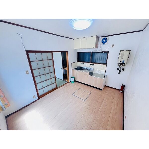 旭区生江1丁目貸家 室内写真1