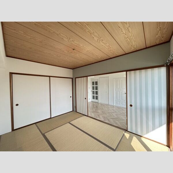 バル五番館 室内写真8