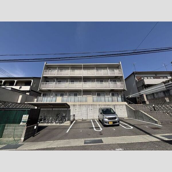 クレイノエヌズガーデン 建物画像