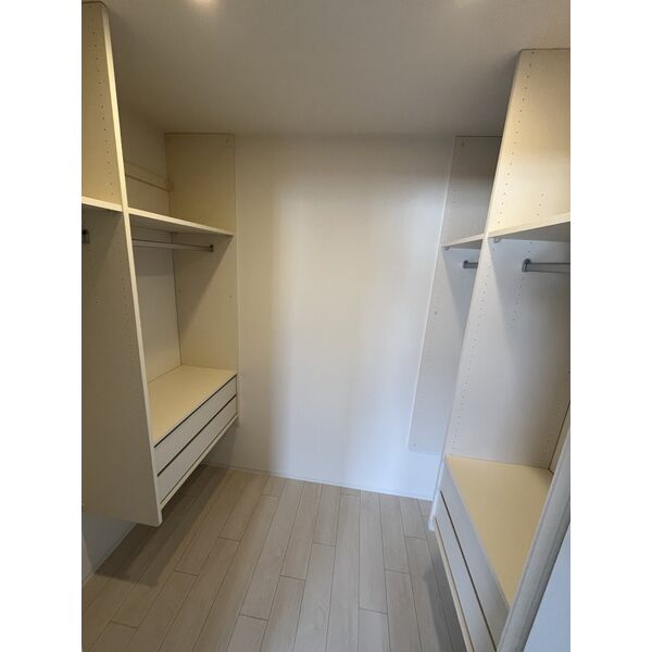 スプランディッド弁天町WEST 室内写真1