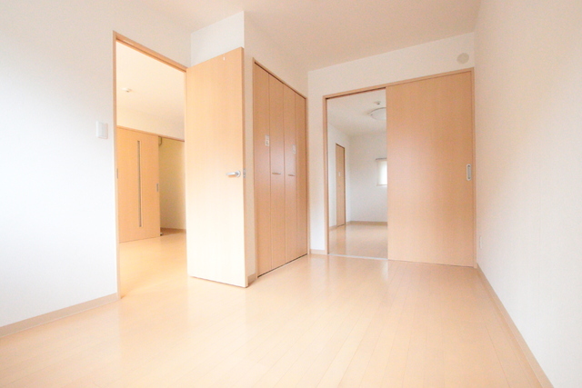 ＷＡＦＦＵＬ ＨＩＬＬＳ ＭＯＭ 室内写真2