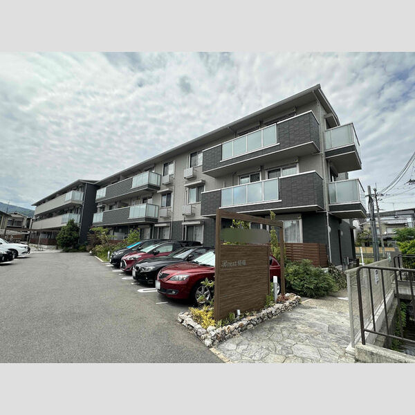 Bnext 嵯峨 建物画像