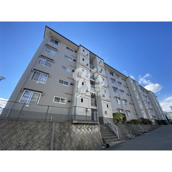 白川台住宅10号棟