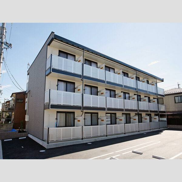 レオパレスシュテルン 建物画像