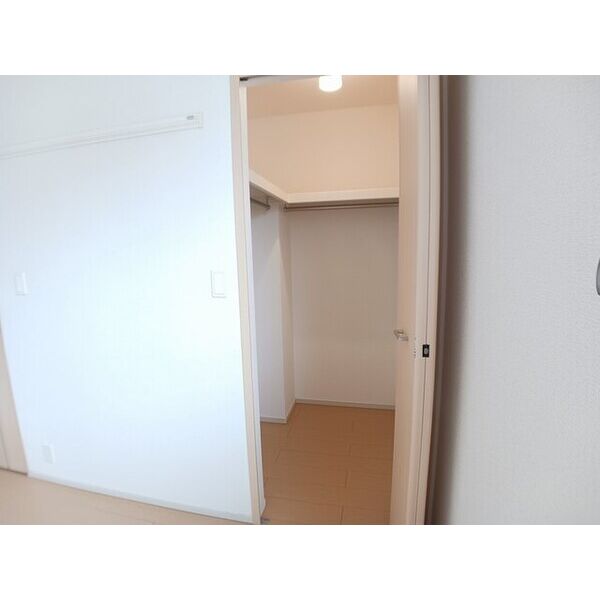 ラフレシールあぼしD 室内写真6