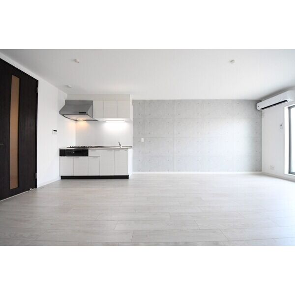 Villa 41 YAMATE SUITA 室内写真7