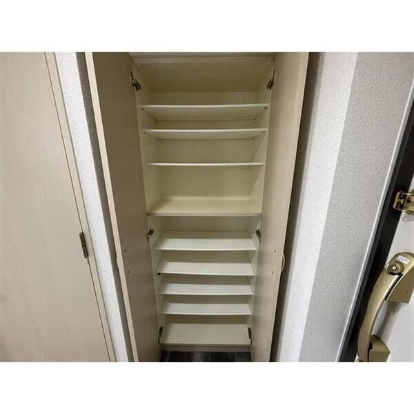 アスリート本町リバーウエスト 室内写真4