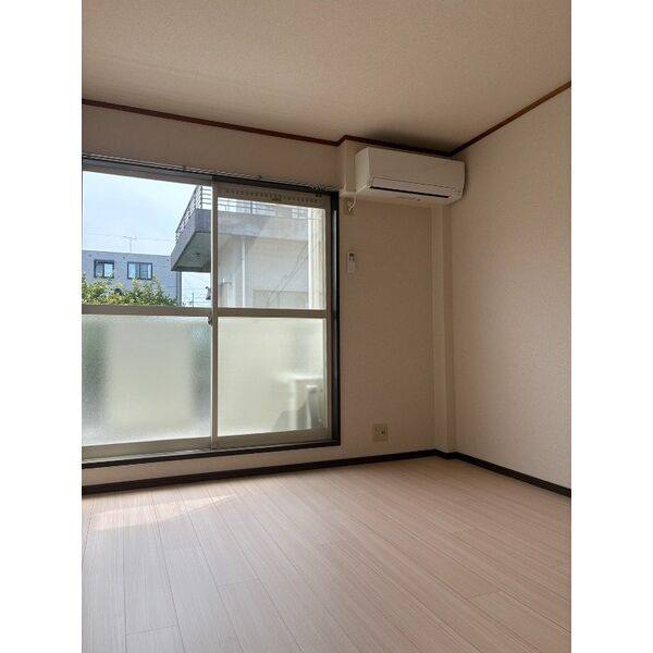 Surplus　Two　OHTA 室内写真6