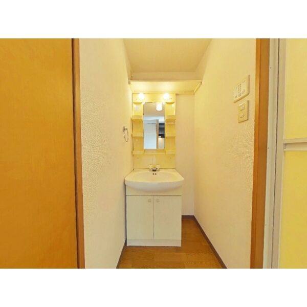 NEU HAUS 室内写真4