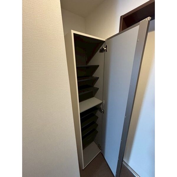 エストゥルース京都 室内写真3