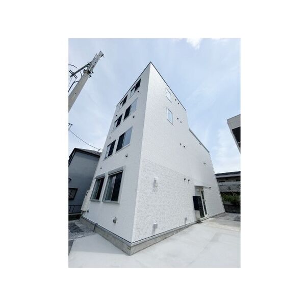 Novel Court西新井 建物画像